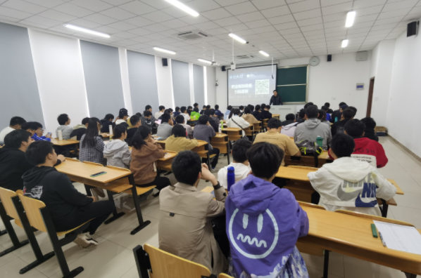 BBIN宝盈集团科技集团在南京理工大学网络空间安全学院举办职业生涯规划讲座